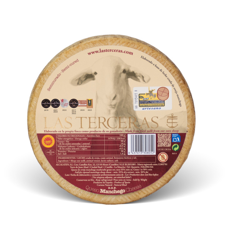 Semi-Cured artisan manchego Cheese PDO